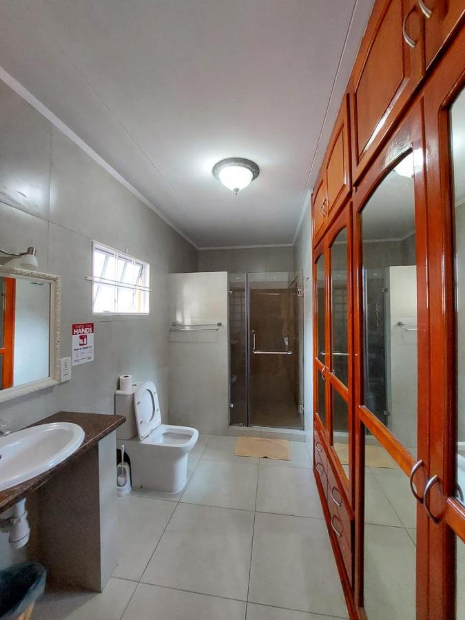 Beau Vallon Villa Self Catering With Pool Екстер'єр фото