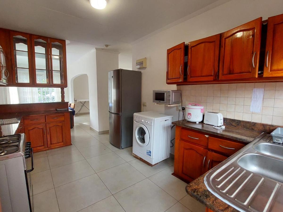 Beau Vallon Villa Self Catering With Pool Екстер'єр фото