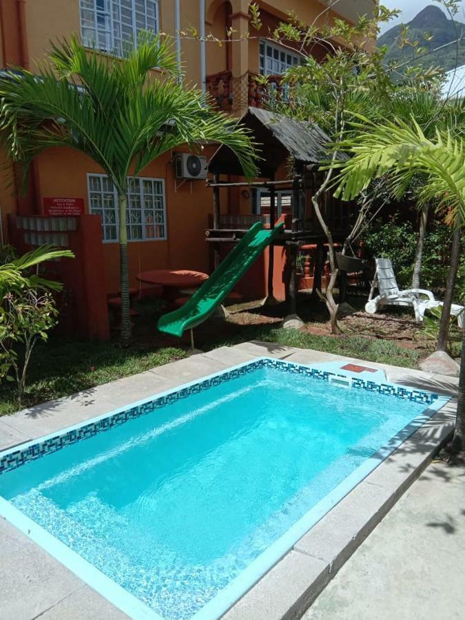 Beau Vallon Villa Self Catering With Pool Екстер'єр фото